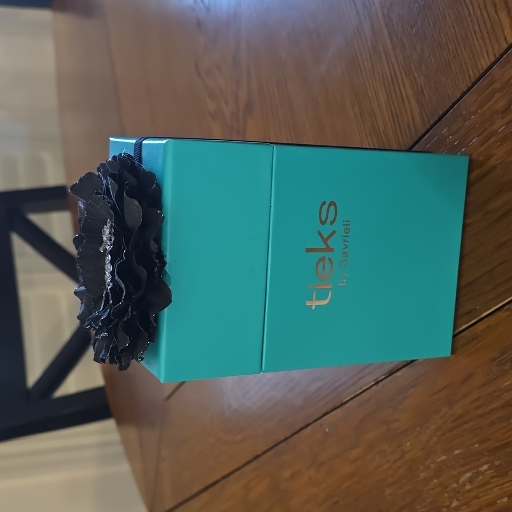 Tieks box and drago flower topper